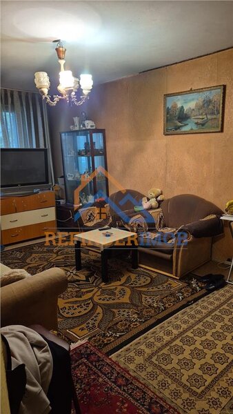 Dristor, vanzare 3 camere 69 mp.